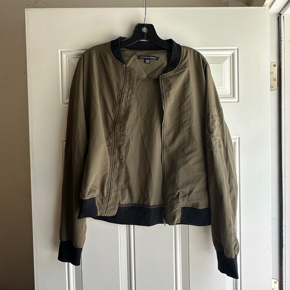 Army green jacket zip